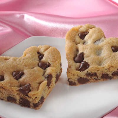 heart shaped chocolate chip cookies