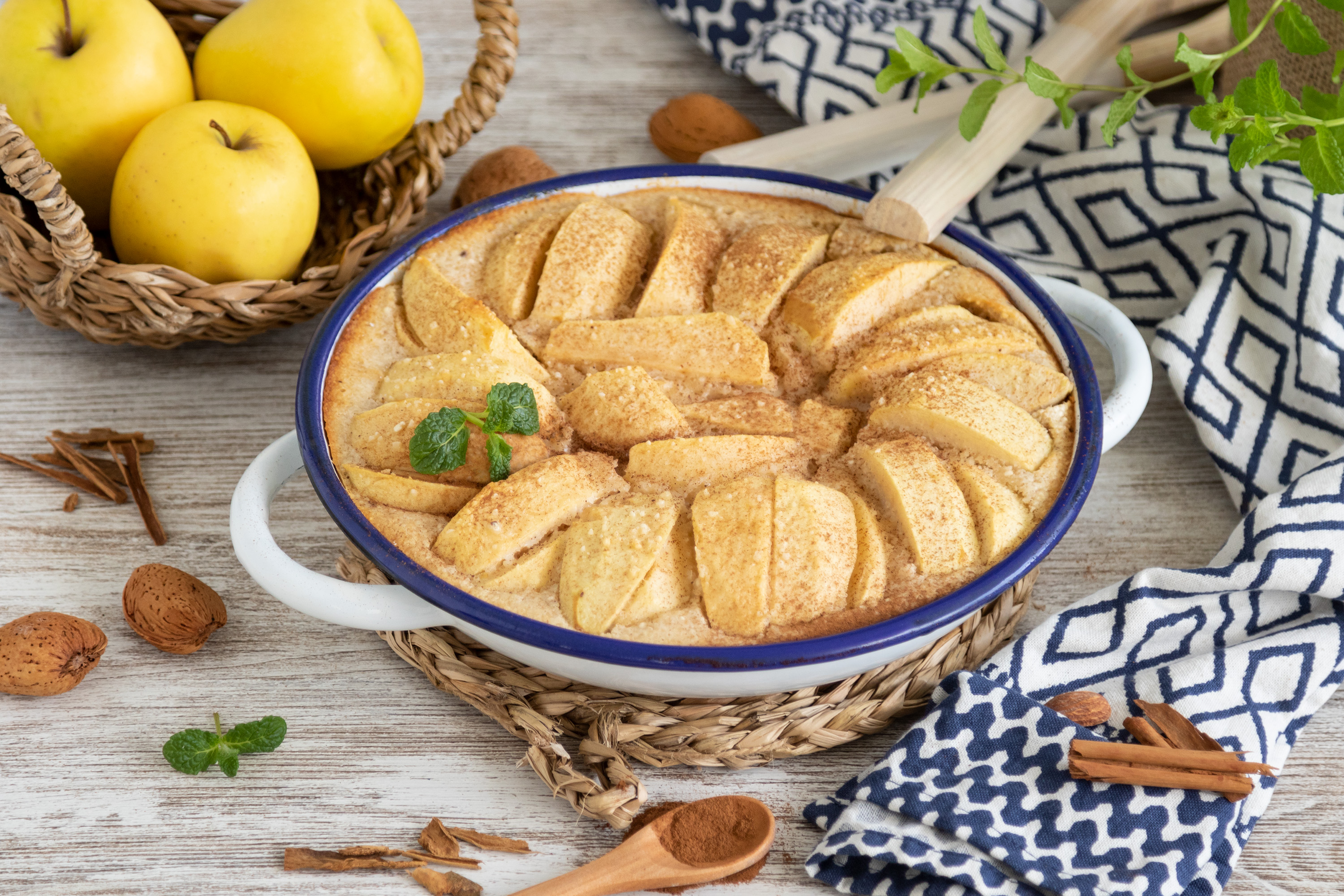 Clafoutis de manzana y leche condensada