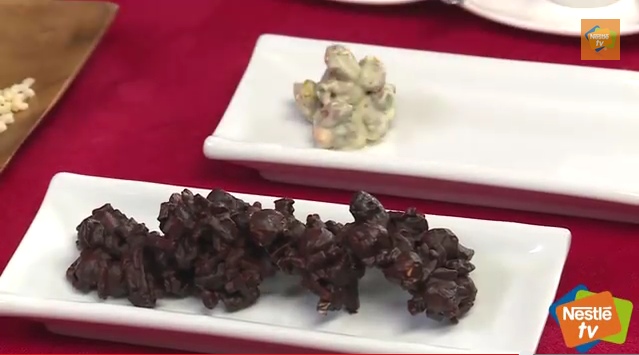 Rocas de chocolate y frutos secos