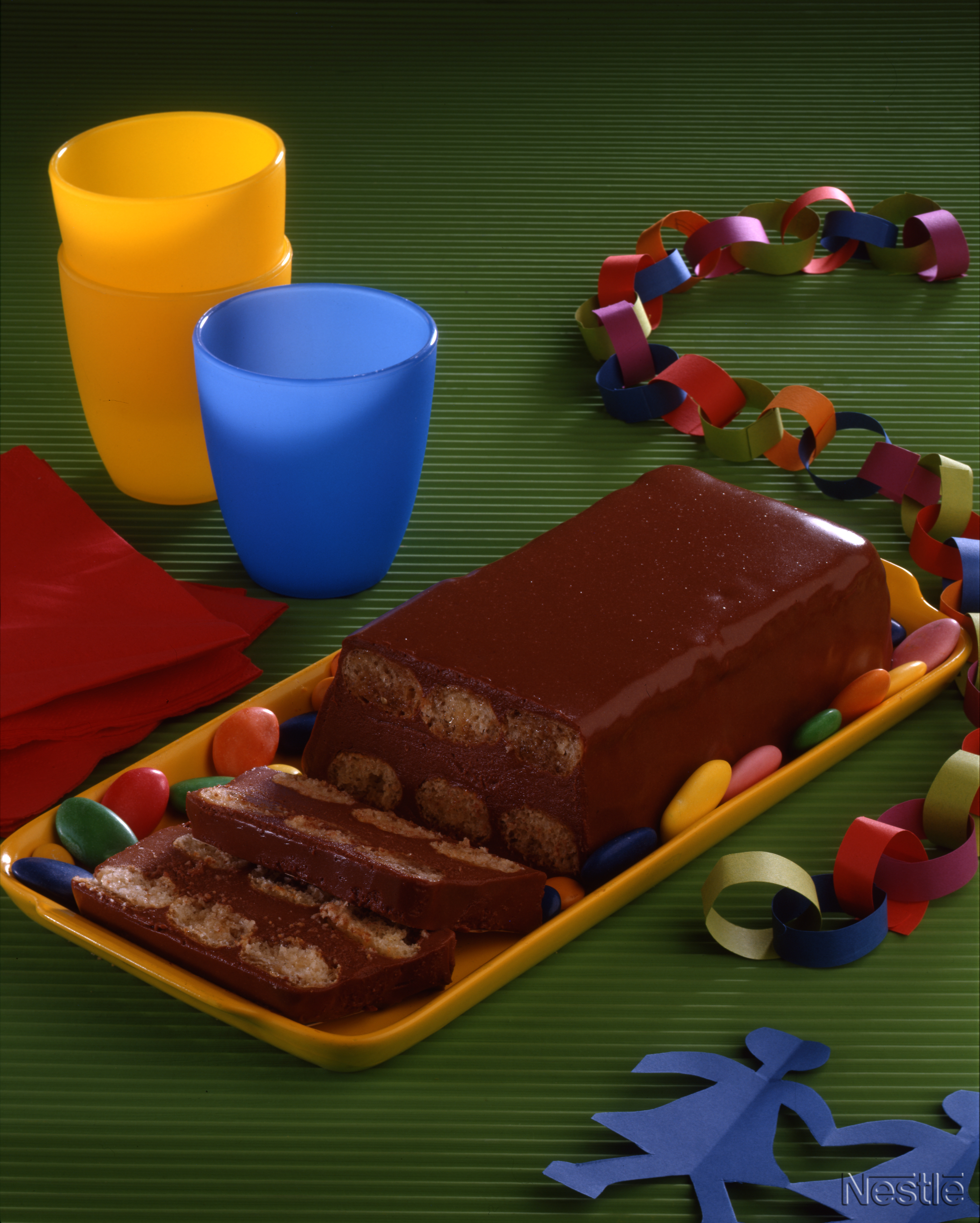 Pastel de bizcochos y plátanos