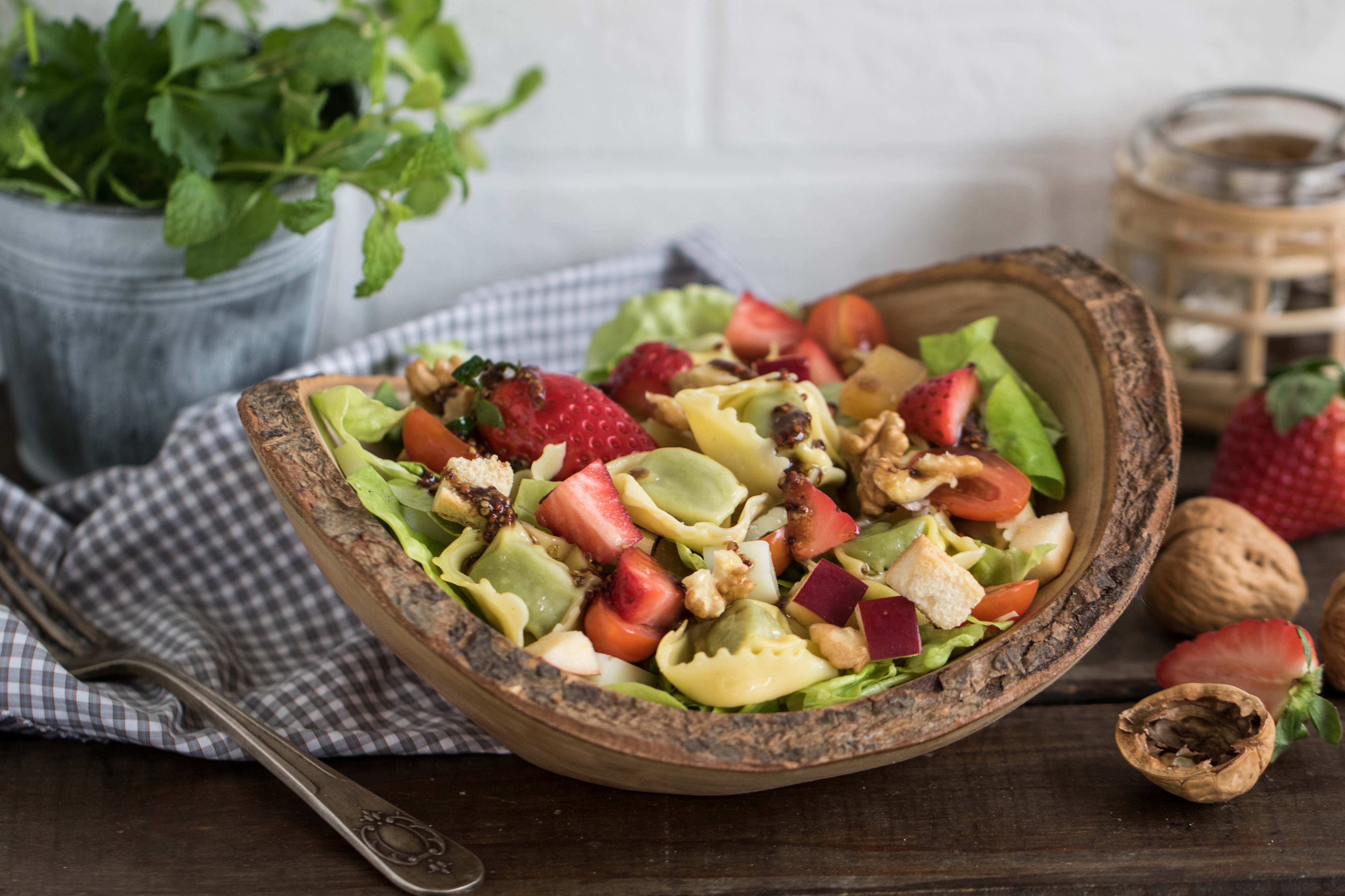 Ensalada refrescante con pasta