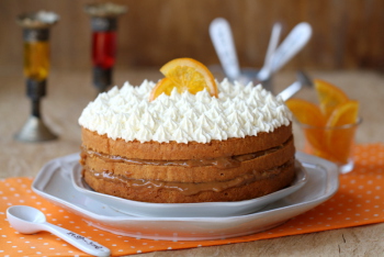 Tarta de dulce de leche, naranja confitada y coco
