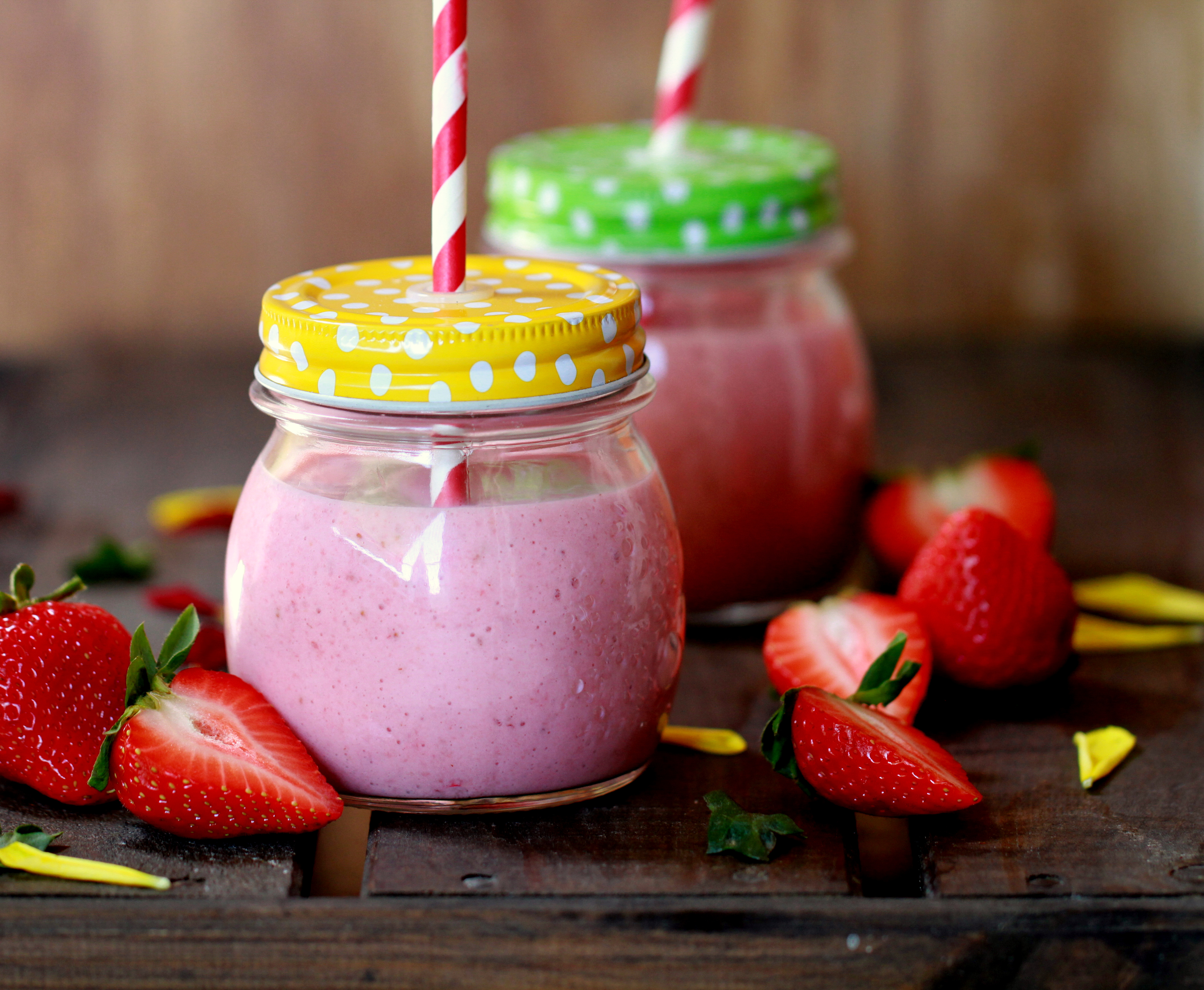 Batido de fresas y leche condensada