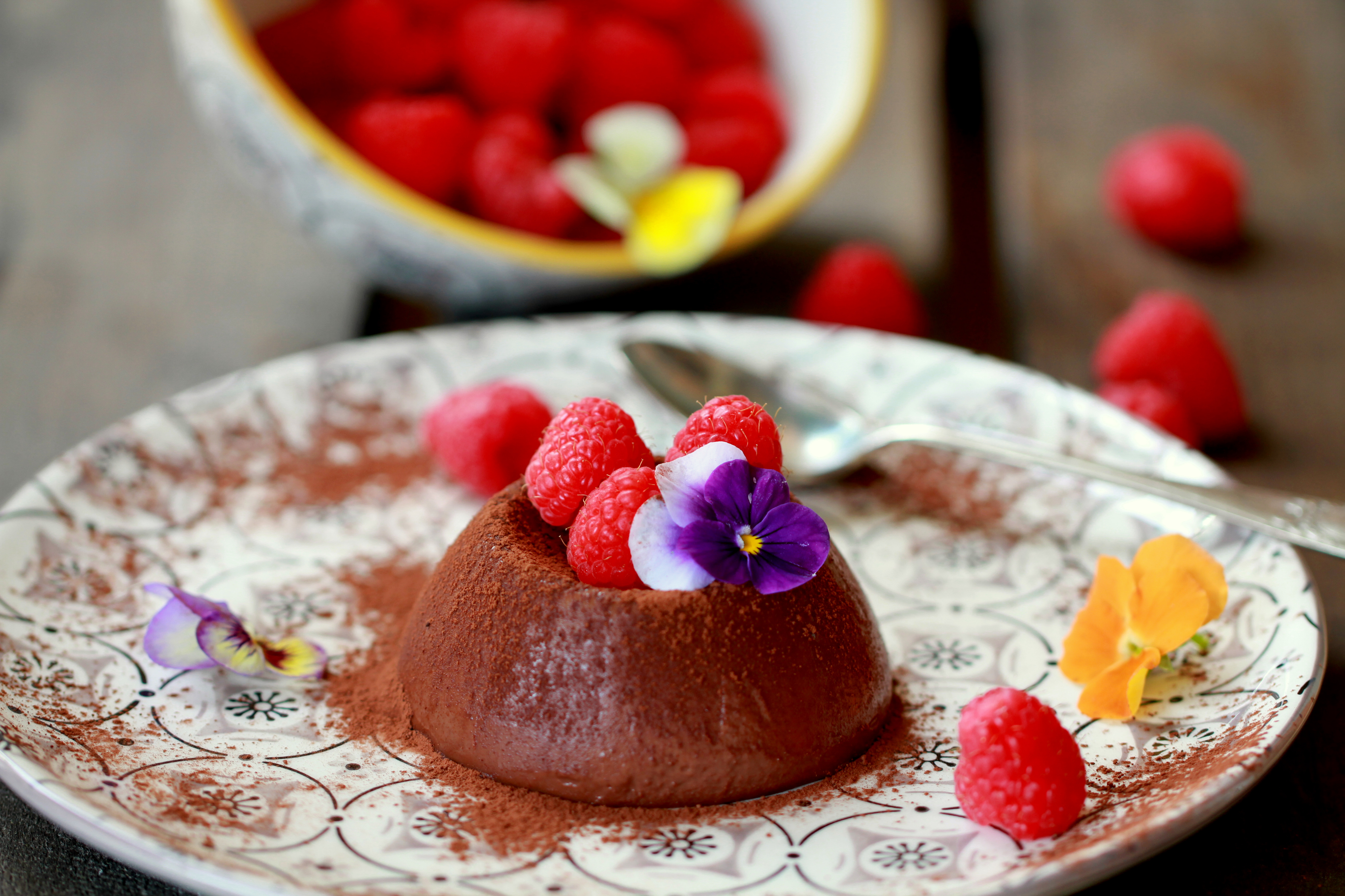 Panna cotta o panacota de chocolate negro 70%