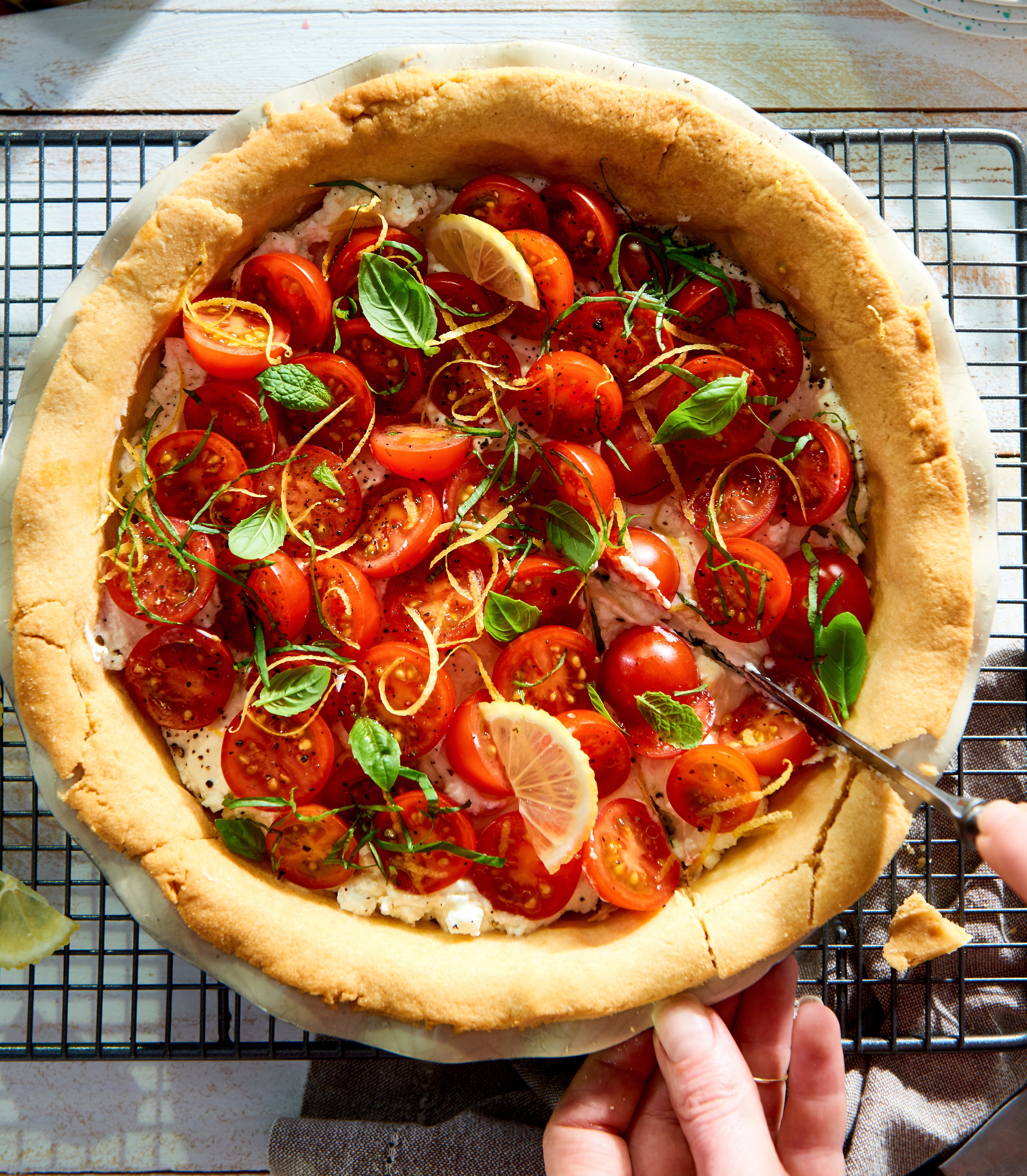 Tarta de tomate y queso fresco al limón