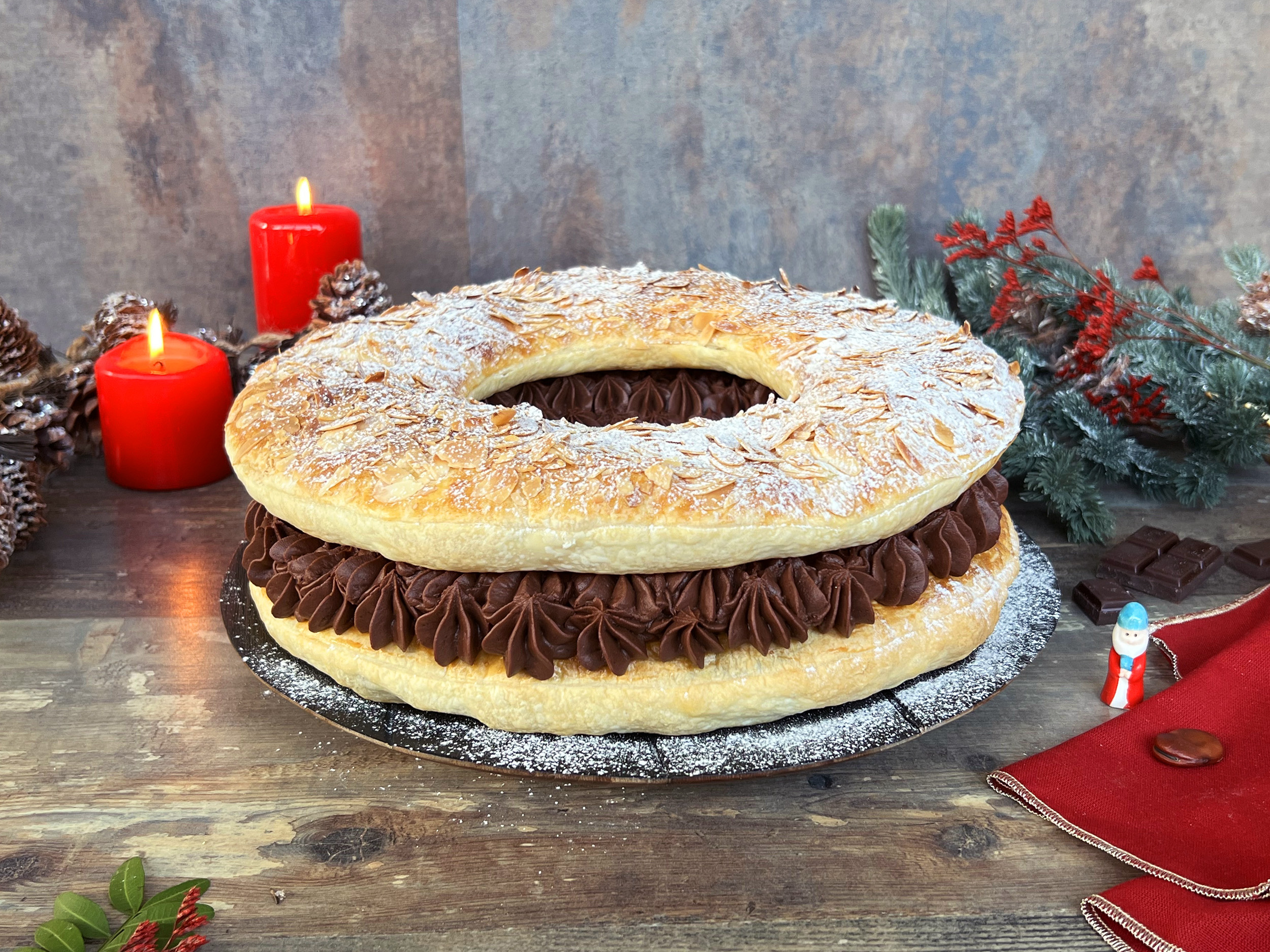 Roscón de hojaldre relleno de trufa