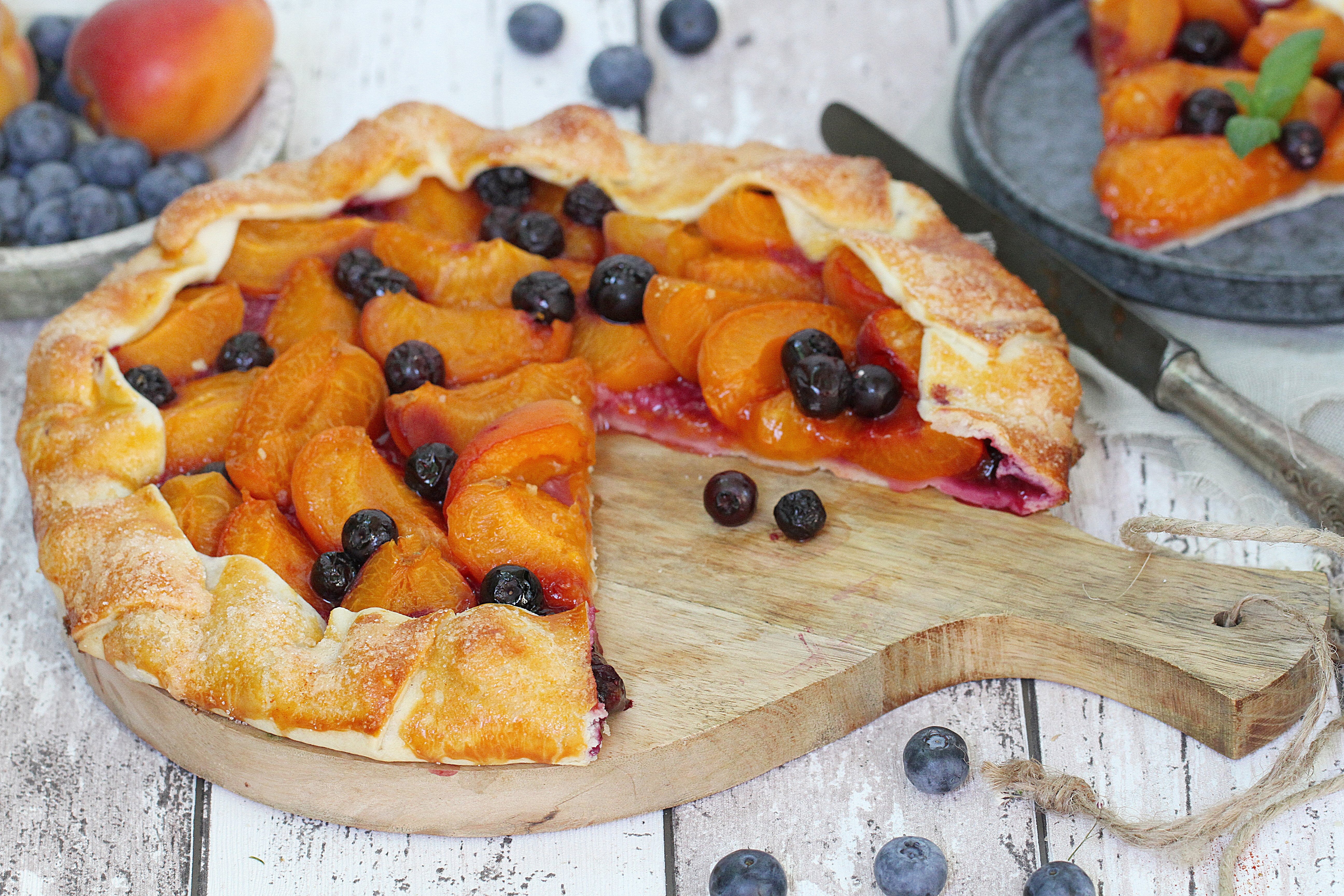 Galette de albaricoques y arándanos