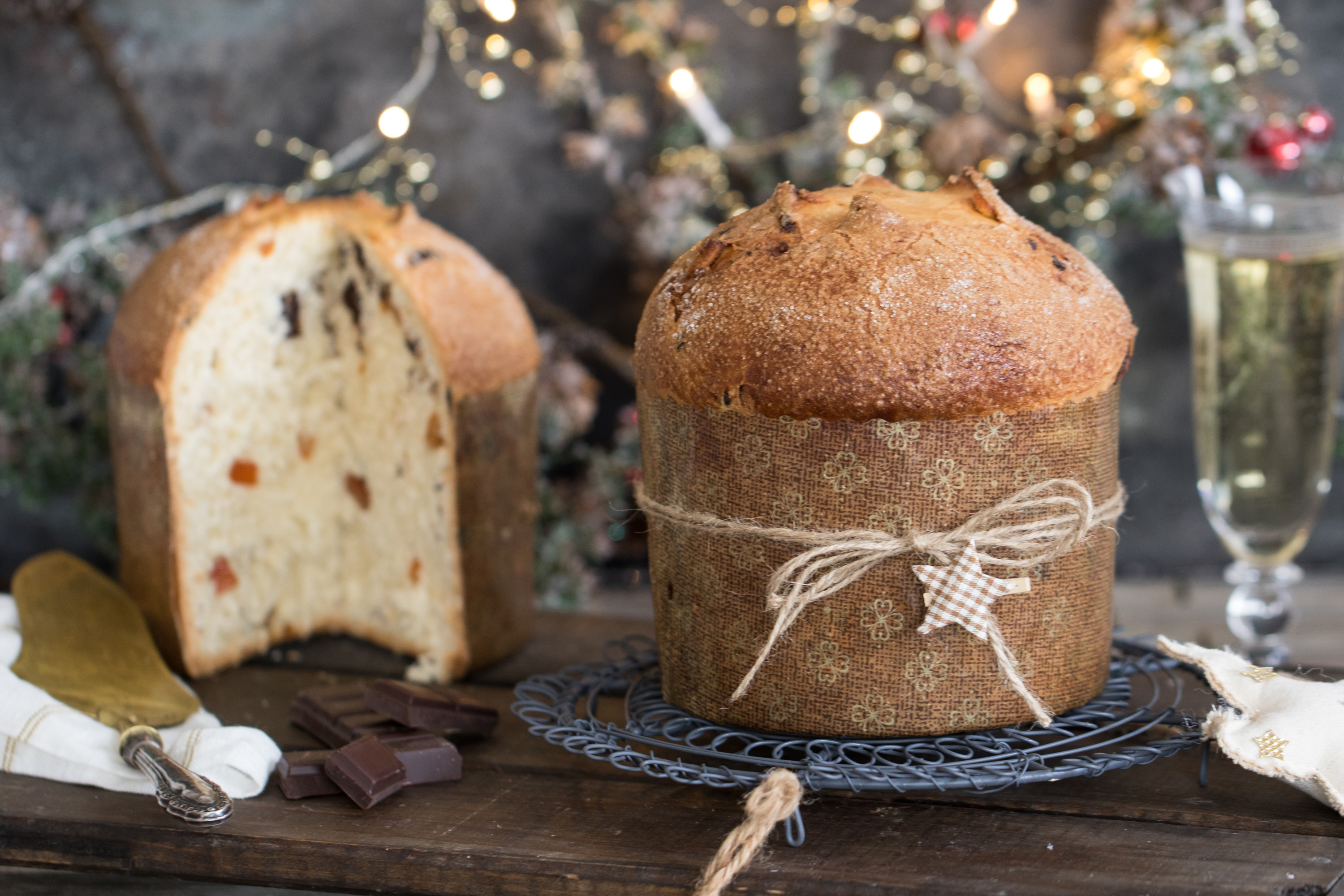 Panettone con chocolate y naranja confitada