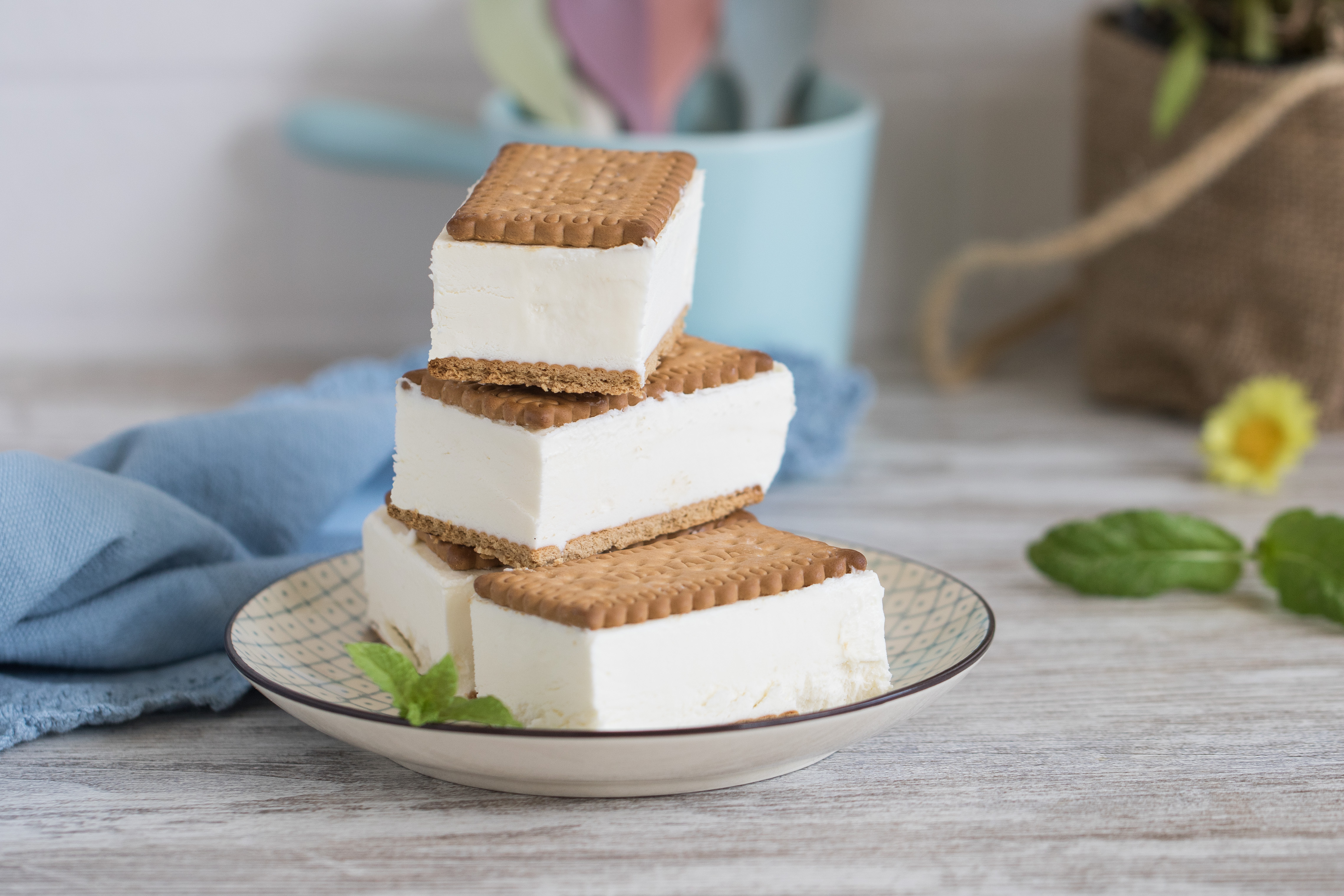 Sandwich de helado de vainilla y leche condensada