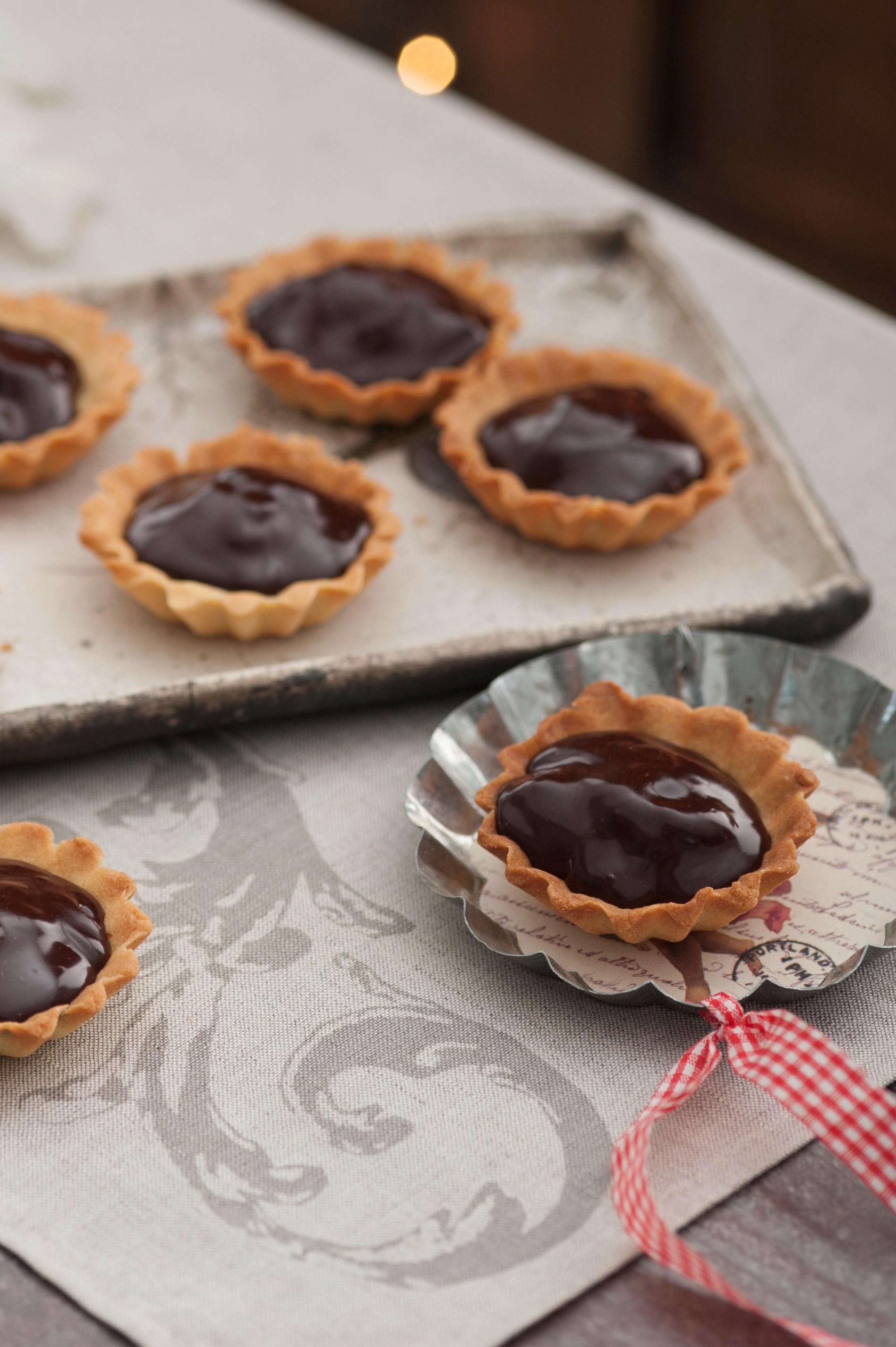 Tartaletas de chocolate con dulce de leche y nuez con Thermomix®