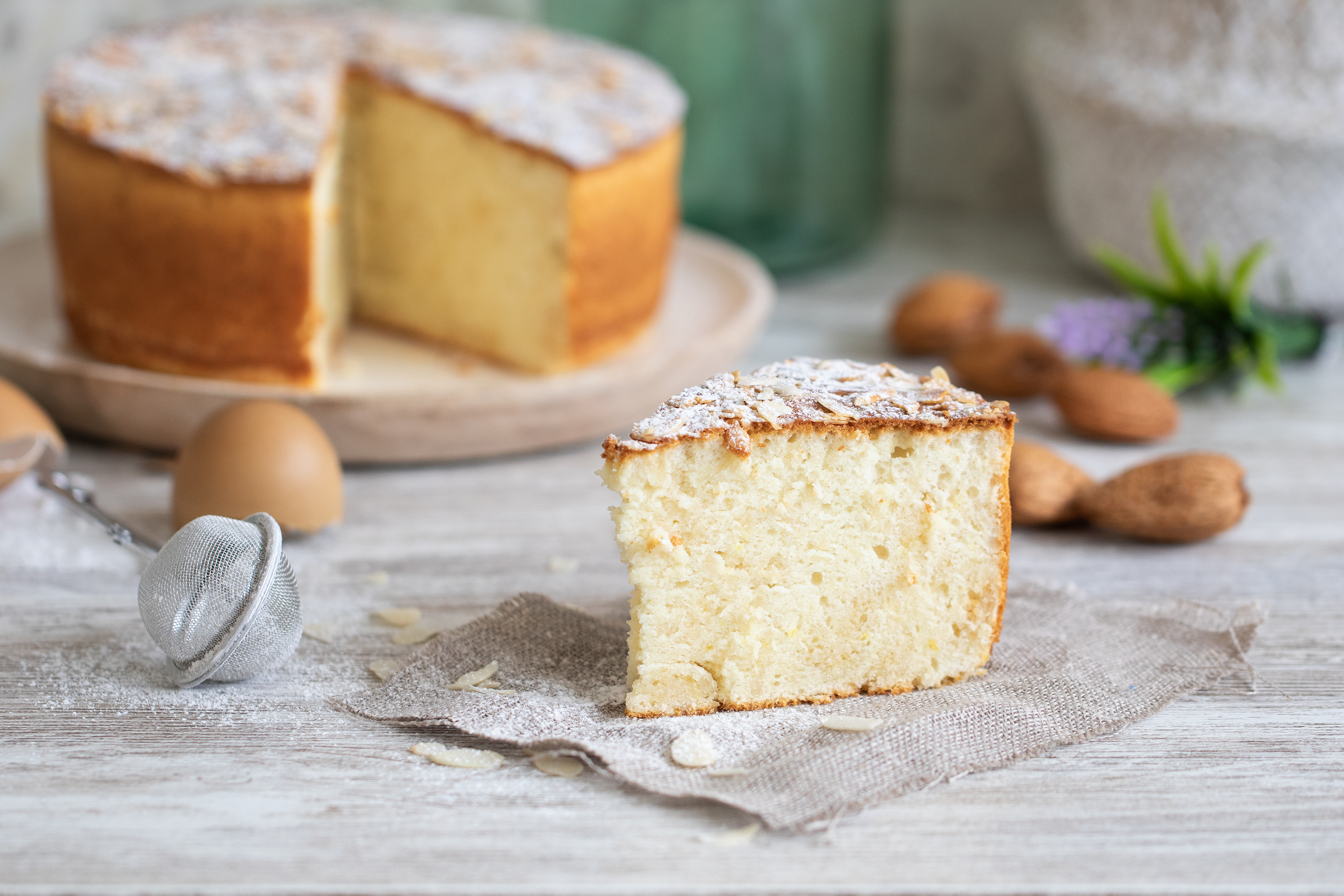 Bizcocho esponjoso de leche condensada y claras de huevo