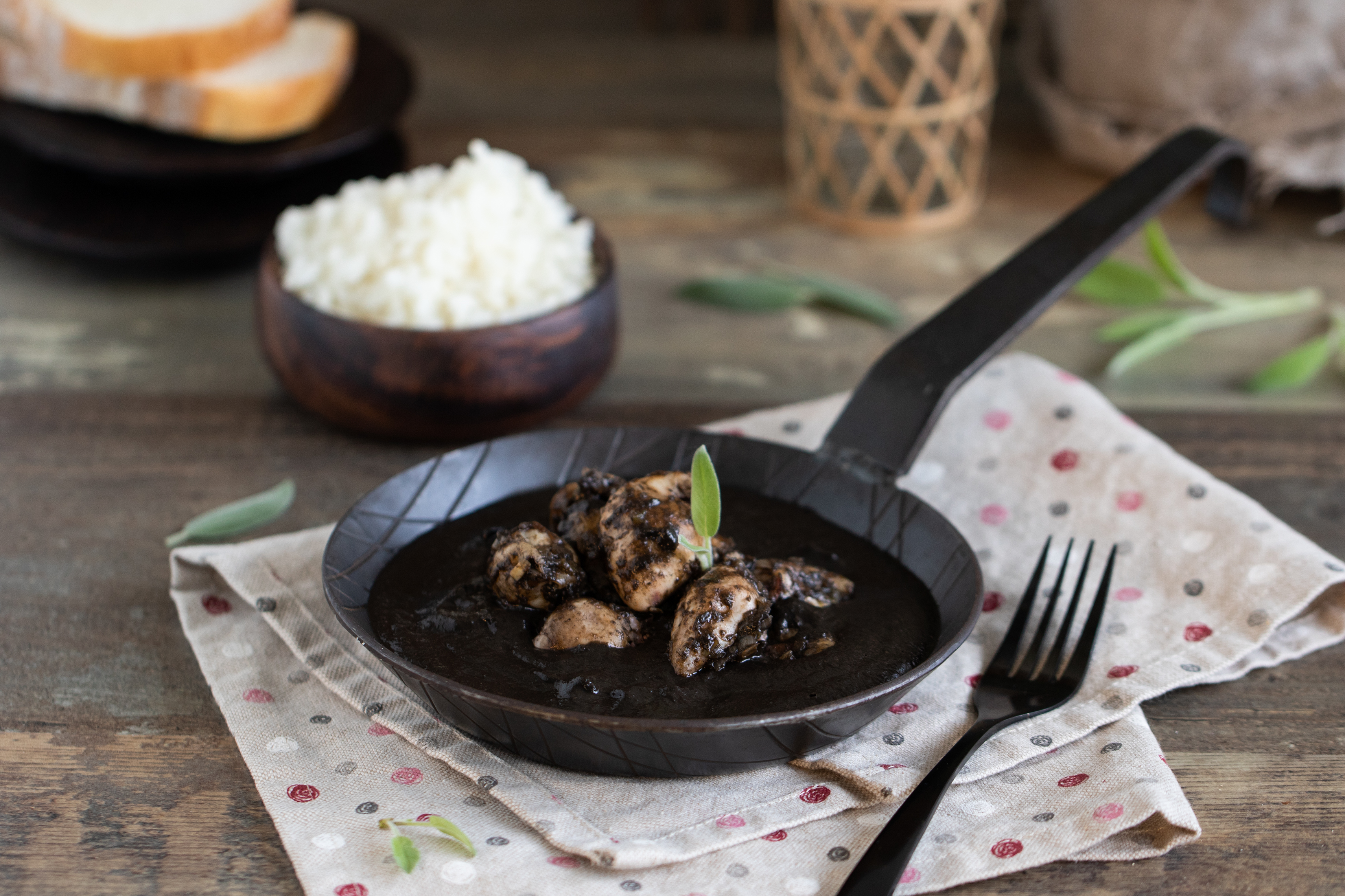 Chipirones en su tinta