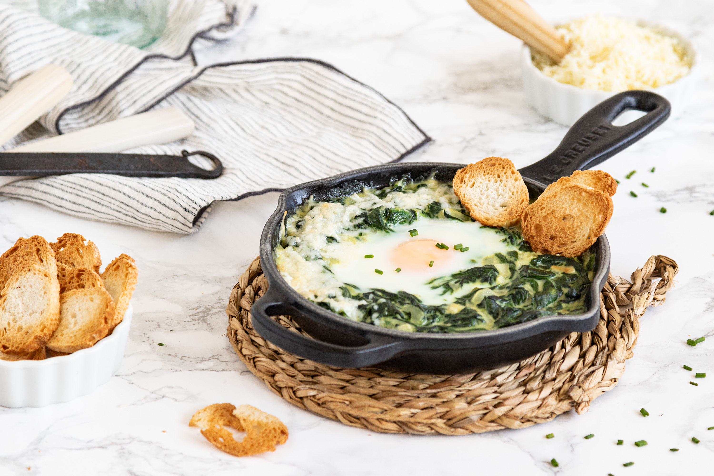 Espinacas a la crema con huevo
