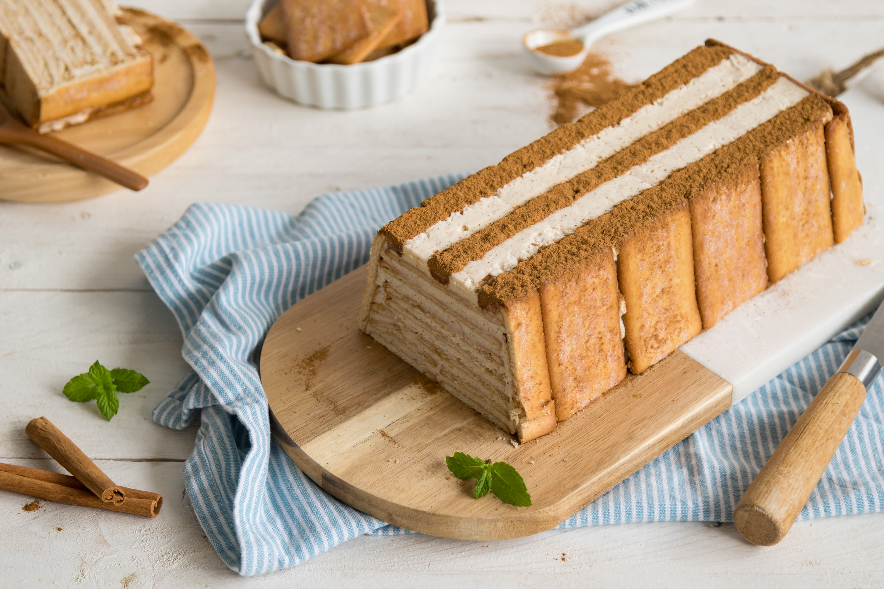 Tarta con galletas napolitanas