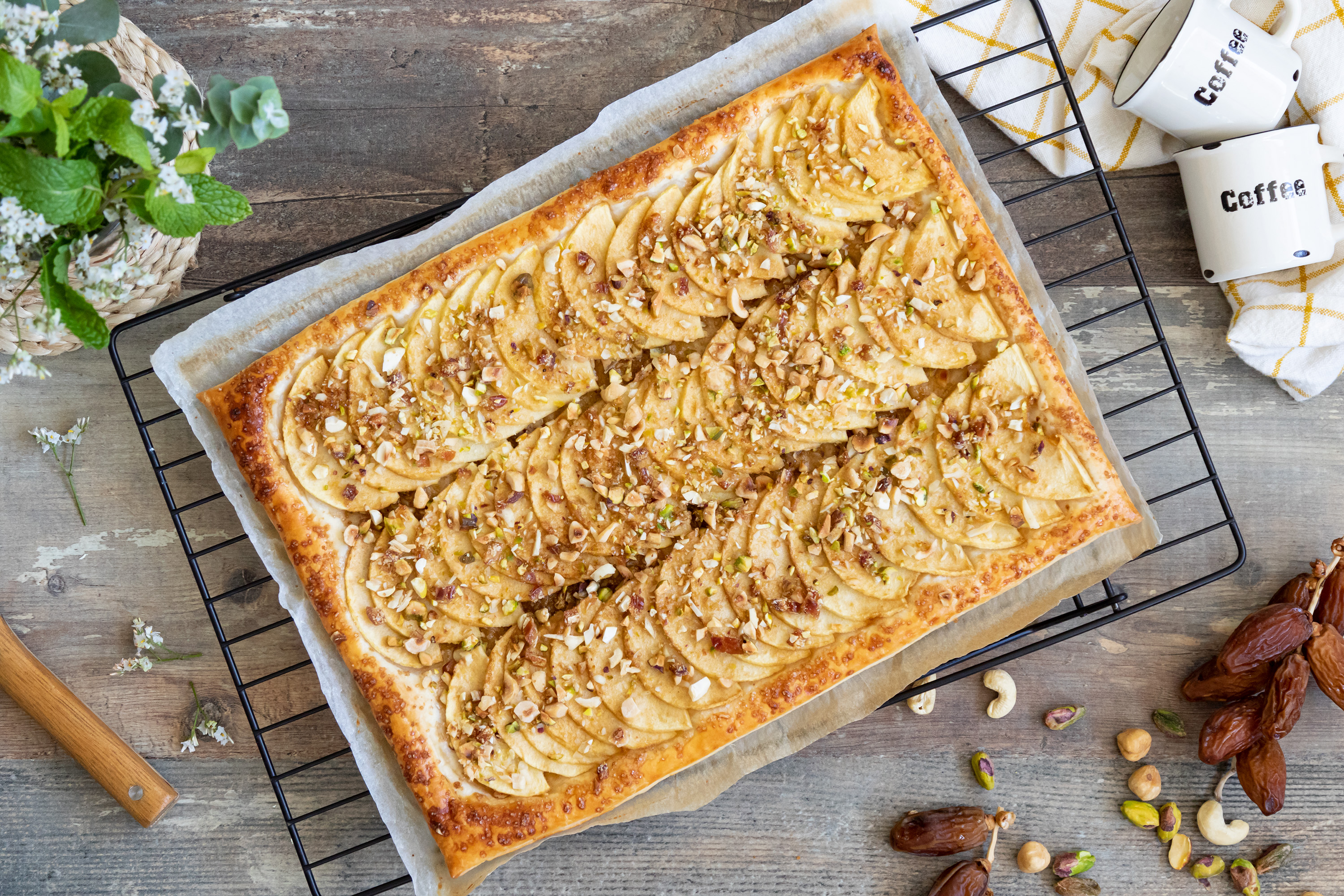 Tarta de manzana y frutos secos