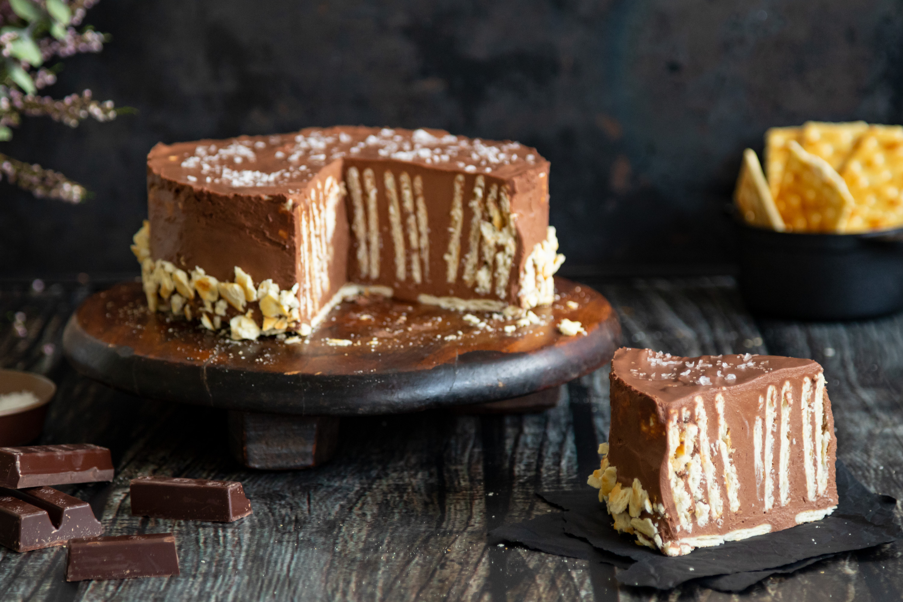Tarta de chocolate y galletas saladas sin horno