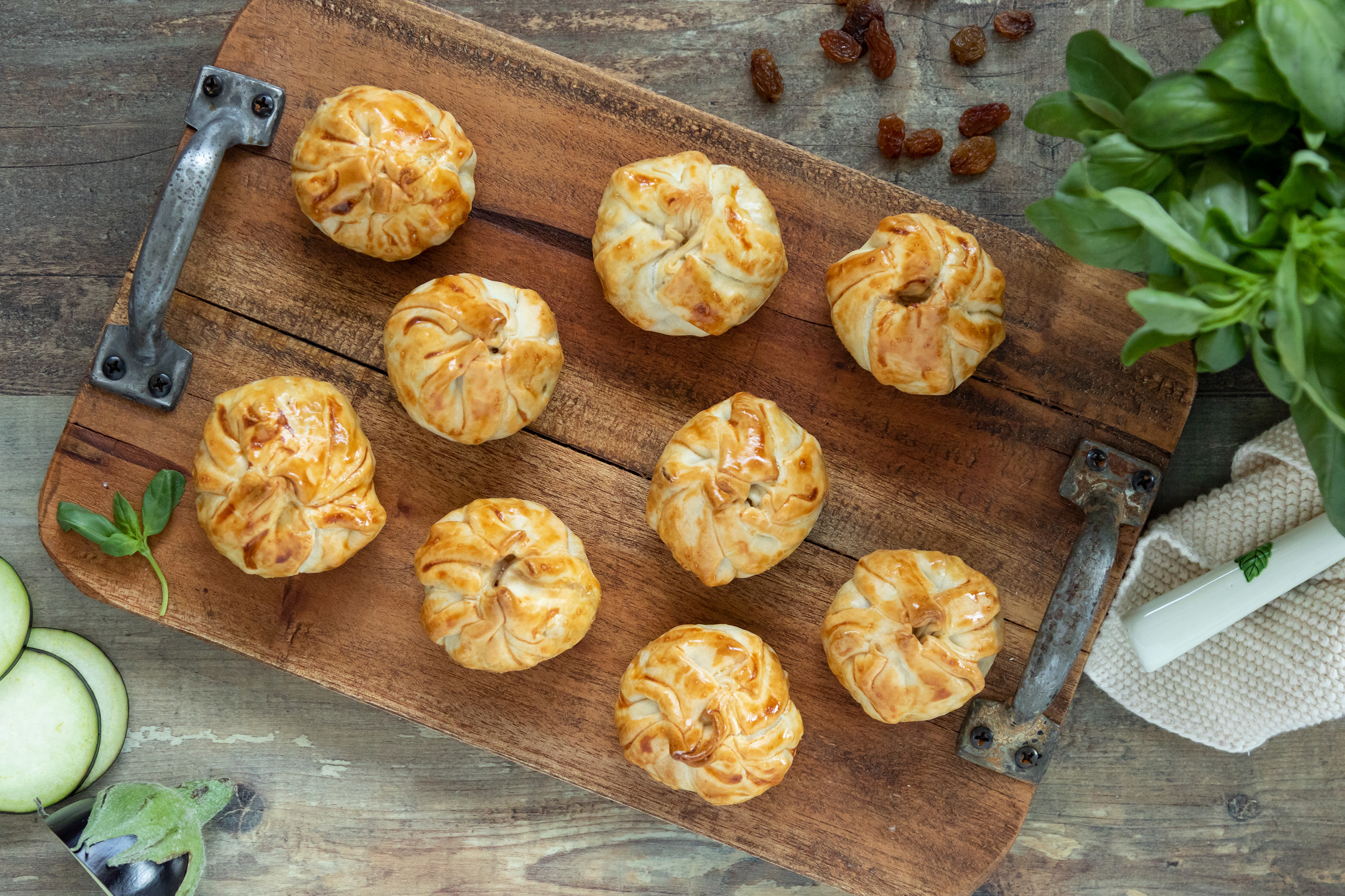 Saquitos de berenjena con queso feta
