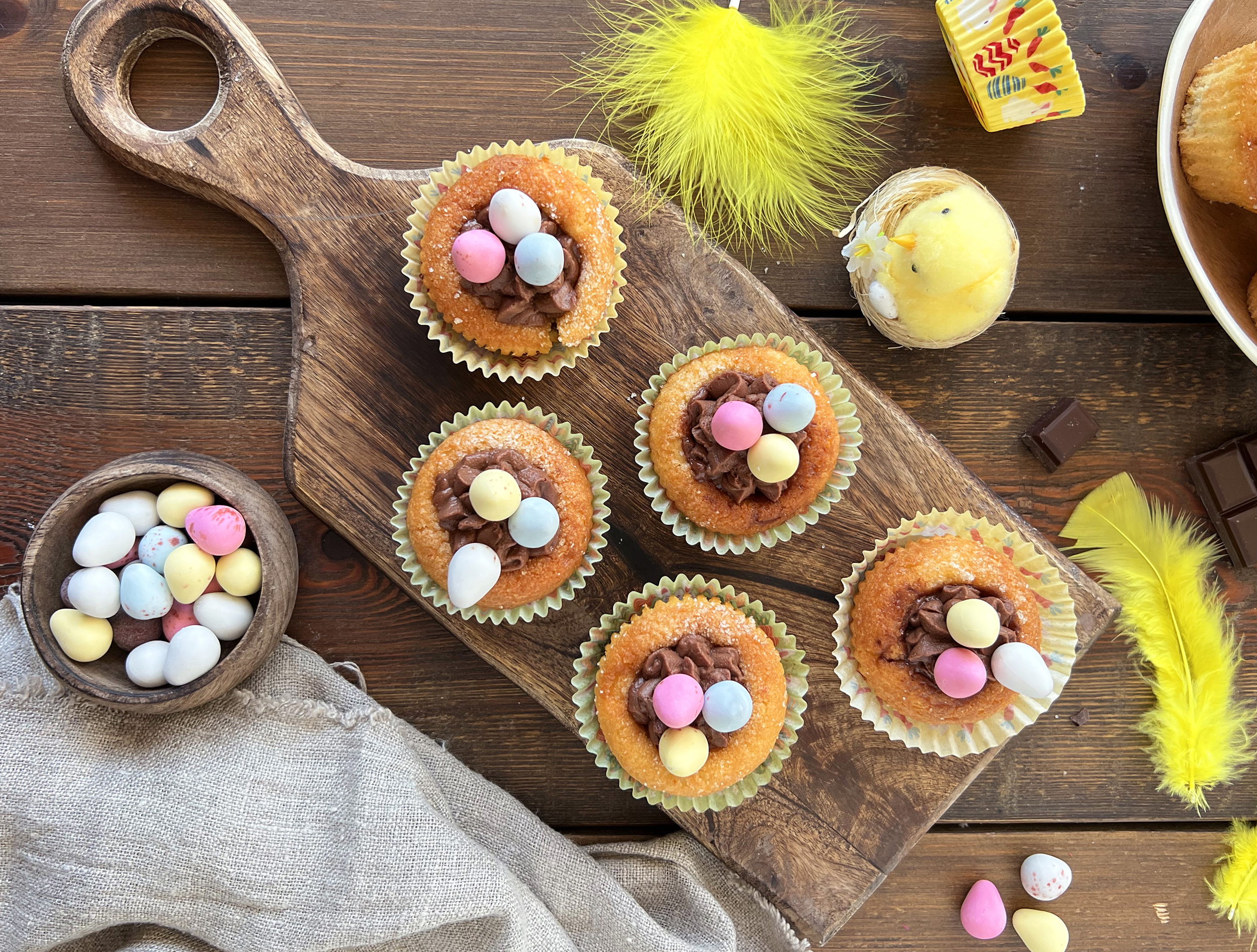 Nidos de Pascua con crema de chocolate y mascarpone