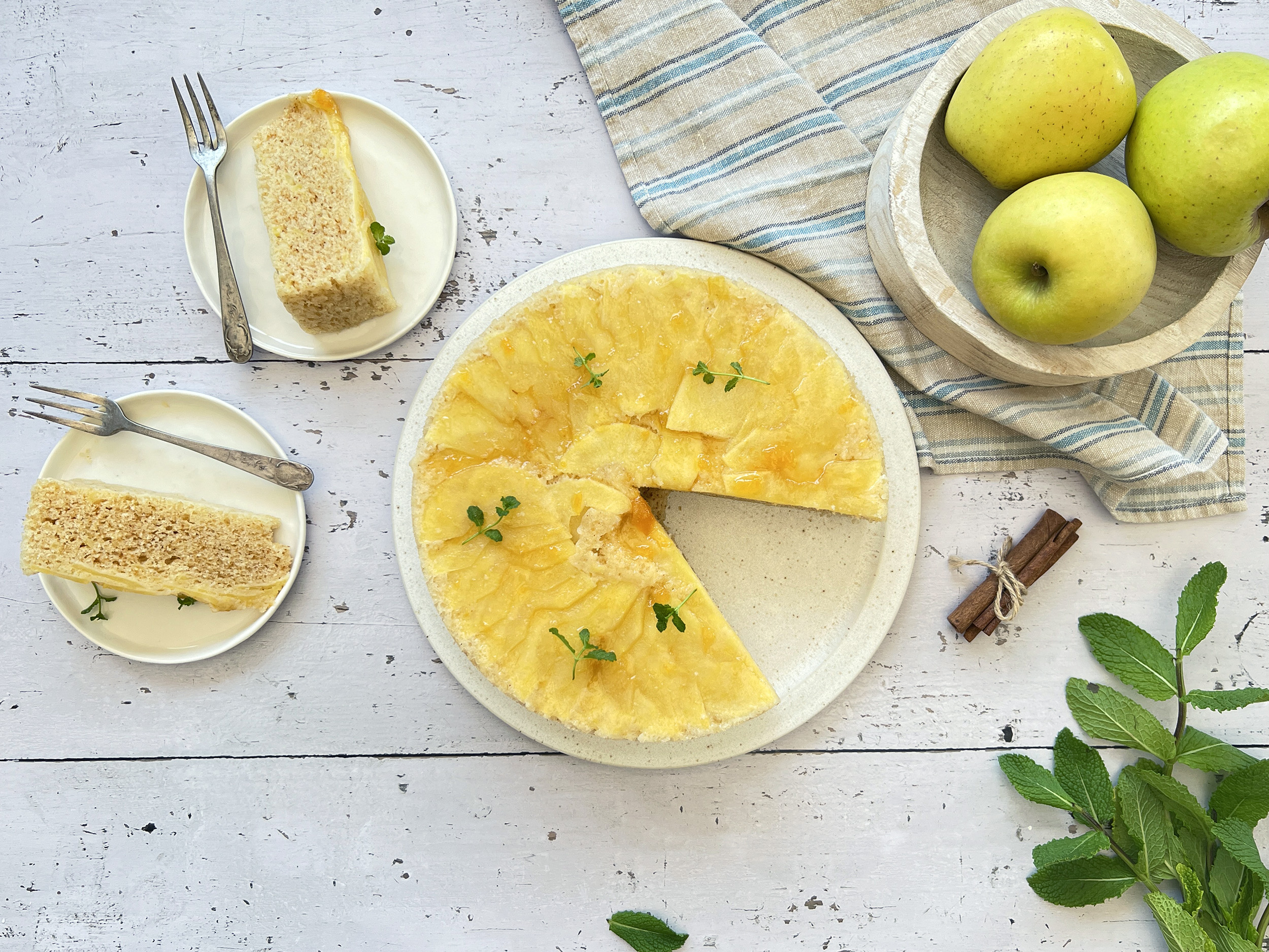 Bizcocho de manzana al microondas