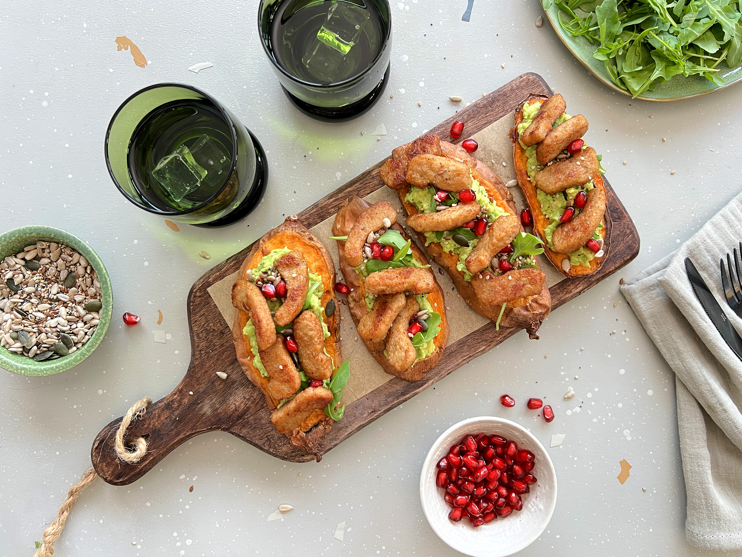 Tostas de boniato con aguacate y Bocaditos-image