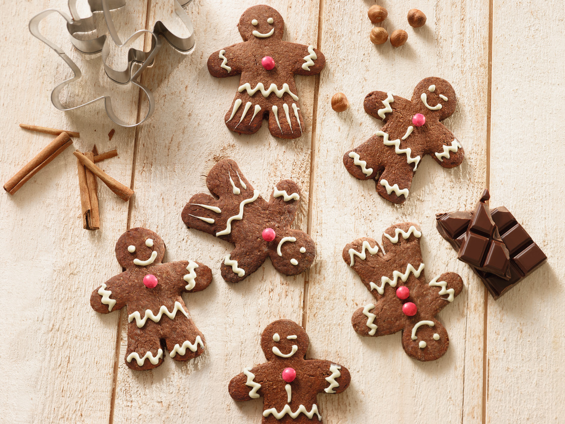 Bonshommes de Noël cannelle et chocolat noir