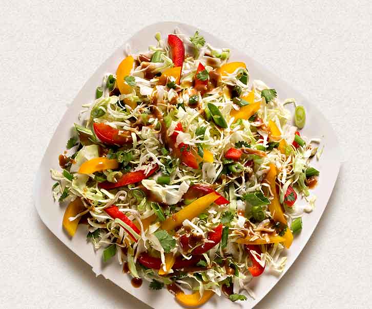 https://images.aws.nestle.recipes/original/aac17b381233462af1bf3935443a72eb_Chinese_Style_Chopped_Salad.jpg