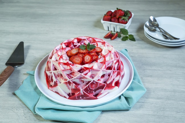 Gelatina de Fresas con Crema | Recetas Nestl\u00e9