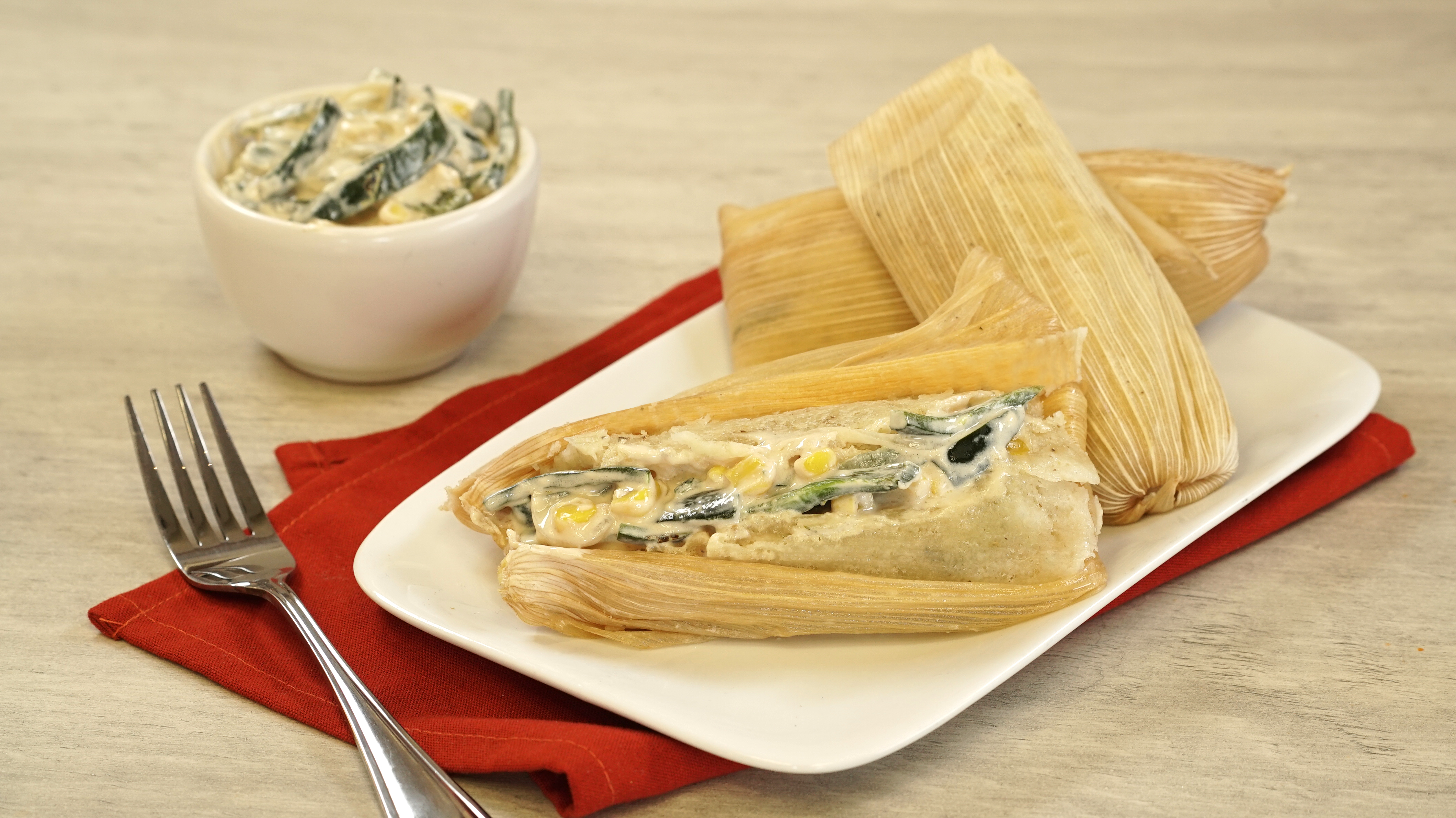 Tamales de Rajas con Crema para Candelaria | Recetas Nestlé