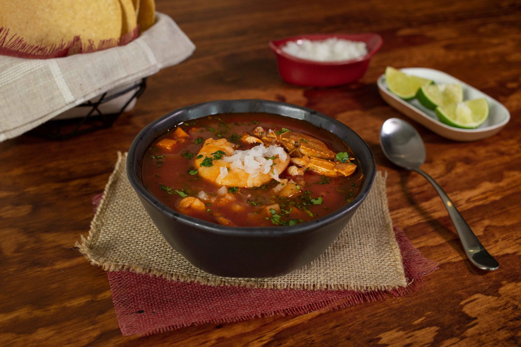 Caldo de camarón con jaiba Recetas Nestlé