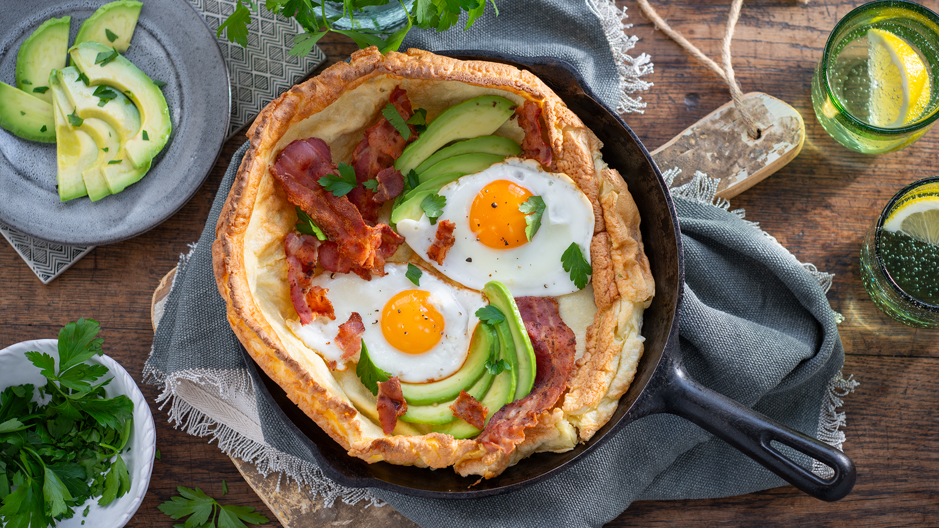 Herzhafter Dutch Baby Ofenpfannkuchen-image