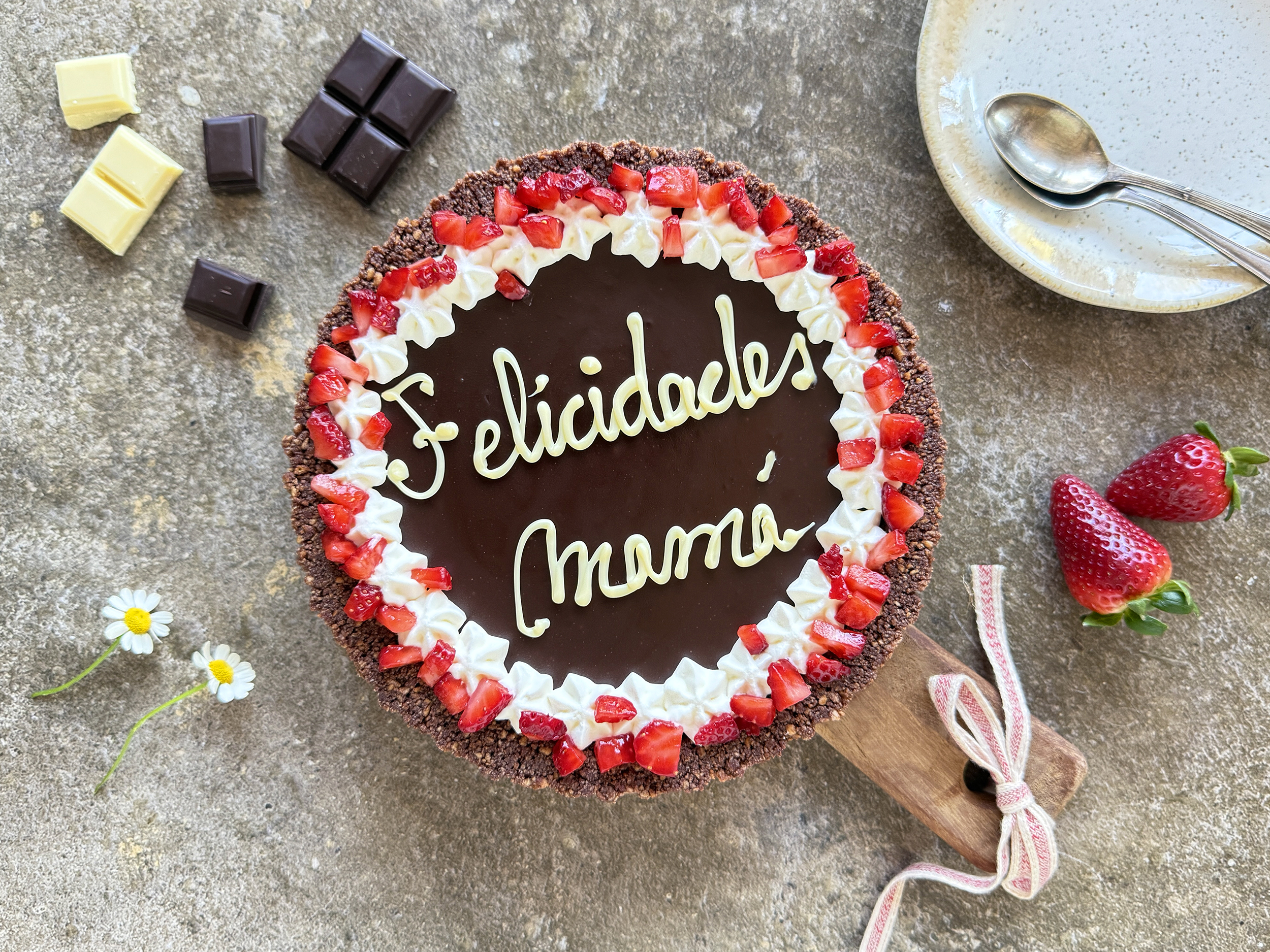Tarta fácil de chocolate y galletas para el Día de la Madre