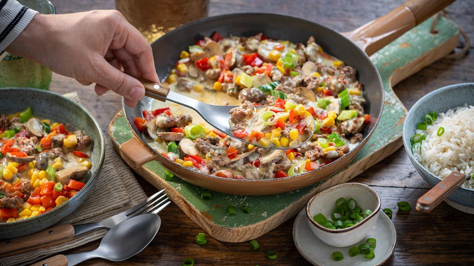 Cremige Hackfleischpfanne mit Gemüse