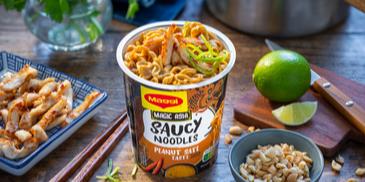 Saucy Noodles Peanut Saté Taste mit Hähnchen
