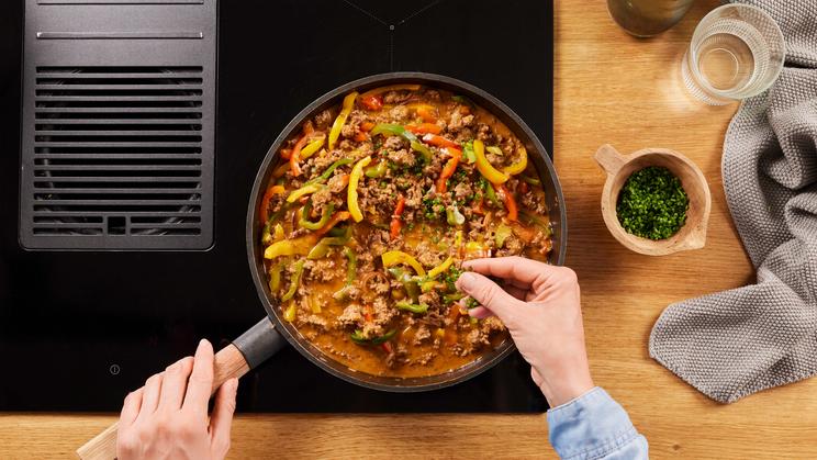 Paprika-Hack-Pfanne mit Reis