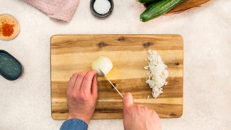 Erfrischende kalte Gurkensuppe | maggi.de