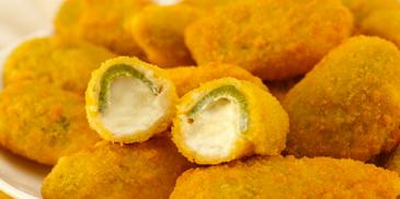 Chili-Poppers mit Tomaten-Salsa