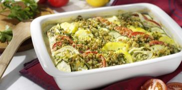 Gemüsegratin mit Parmesan-Kräuterkruste