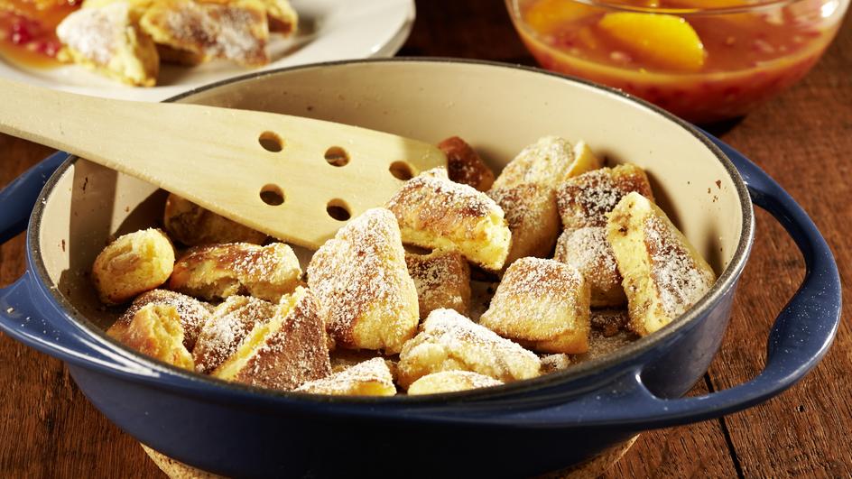 Kaiserschmarrn mit Orangen-Granatapfel-Kompott