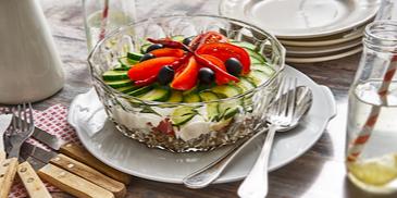 Griechischer Schichtsalat