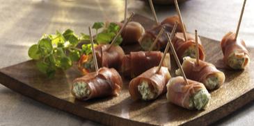 Serranoröllchen mit Frischkäse
