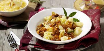 Gehackts' mit Hörnli