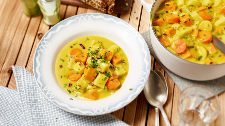 Süßkartoffel-Gemüse-Topf