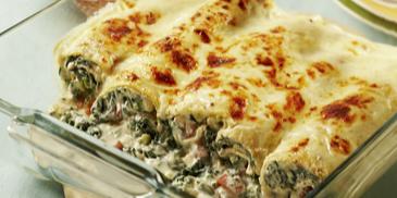 Crespelle mit Spinat- und Ricottafüllung