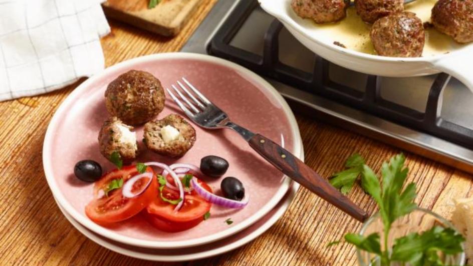Griechische Hackbällchen mit Feta
