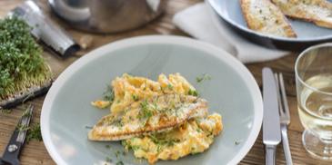 Gebratener Zander mit Kartoffel-Möhren-Stampf