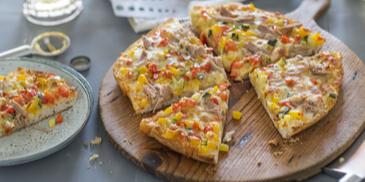 Fladenbrot-Pizza mit Thunfisch