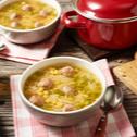 Rindfleischsuppe mit Hackbällchen und Mais
