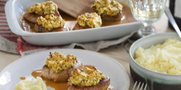 Schweinemedaillons mit Senf-Meerrettichkruste