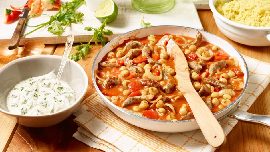 Ragout mit Kichererbsen und Koriander-Dip