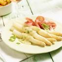 Spargel mit leichter Parmesan-Basilikum-Hollandaise